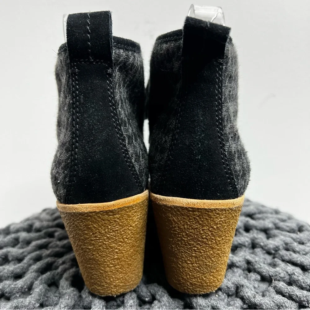 G.H. Bass & Co. Rosa Wedgie Houndstooth Bootie Size 7.5 Gray